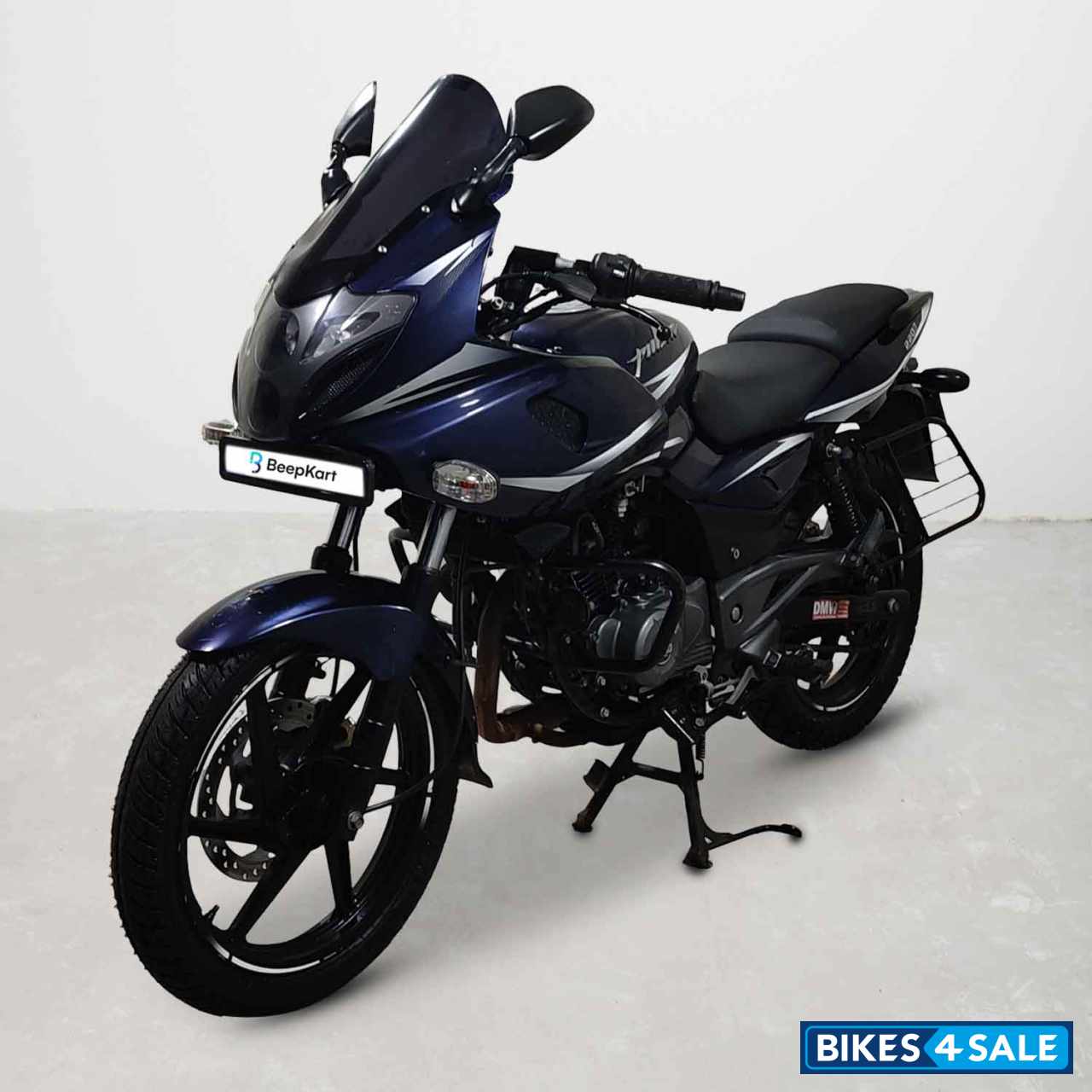Bajaj Pulsar 220F Bajaj Pulsar 220F
