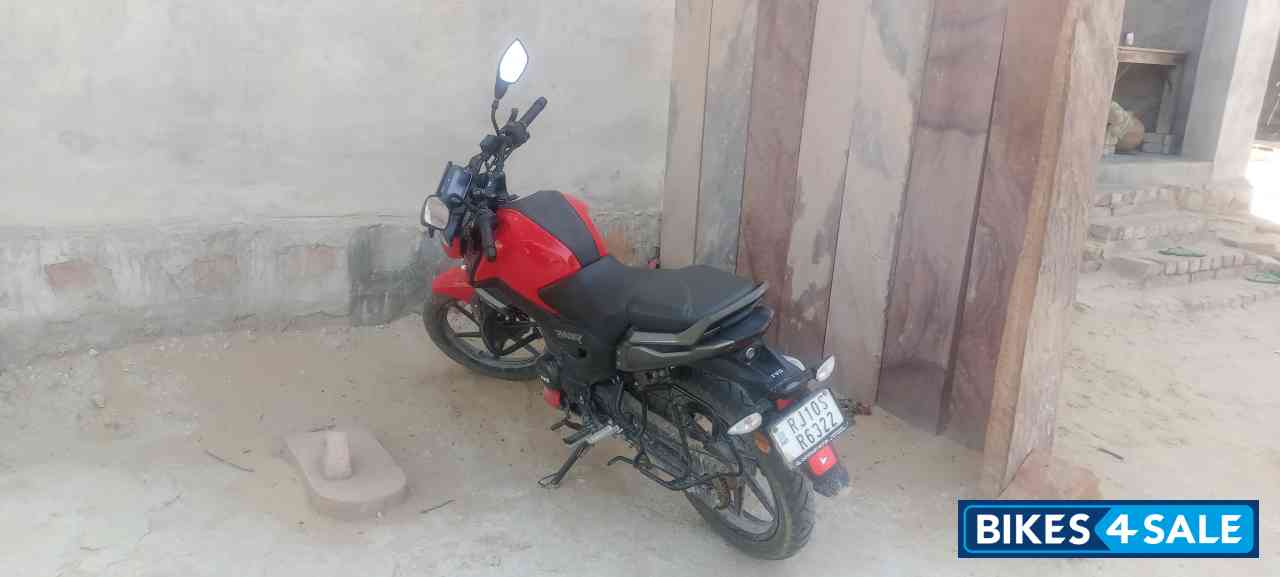 Red And Black TVS Raider 125