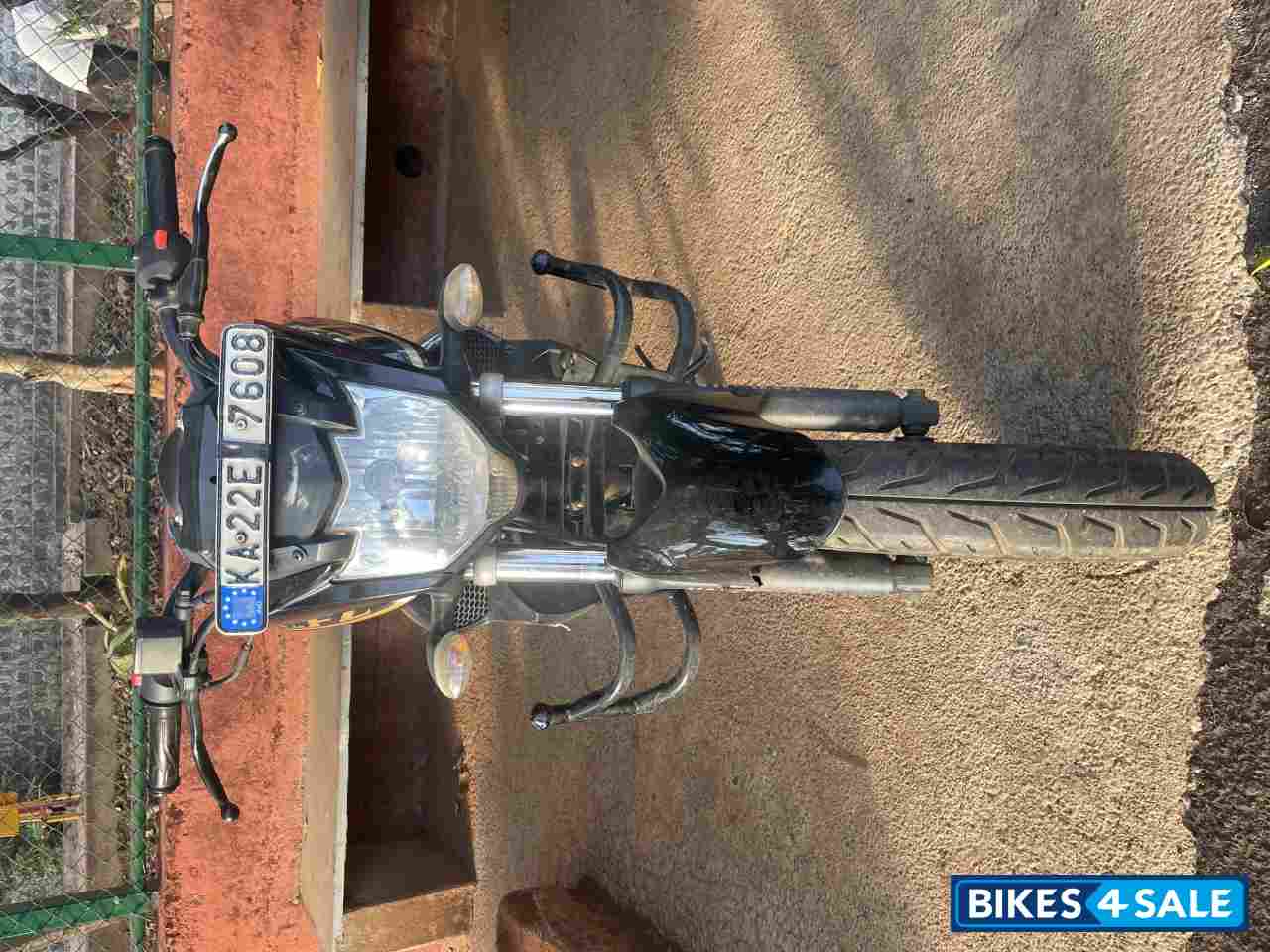 Black Yamaha FZ FI V2