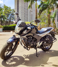 Black Honda CB Hornet 160R