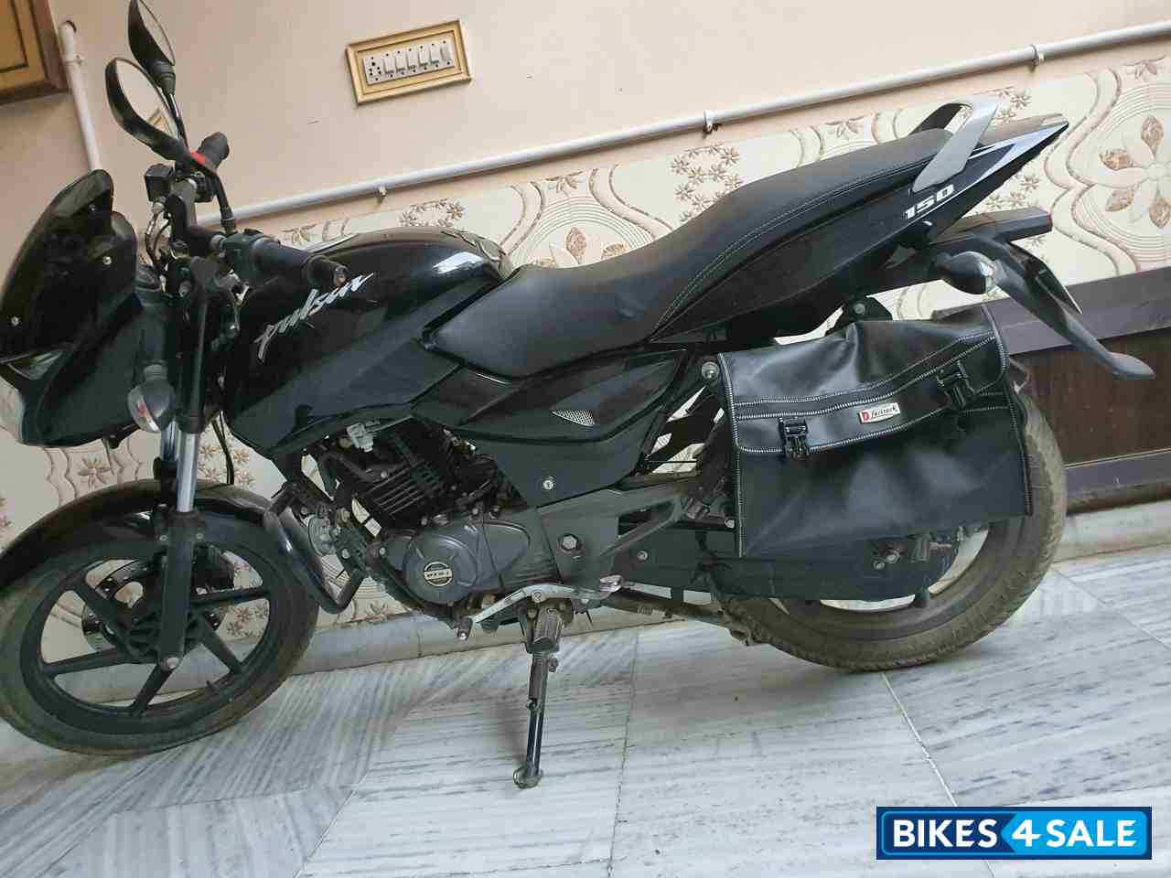 Bajaj Pulsar 150 Classic