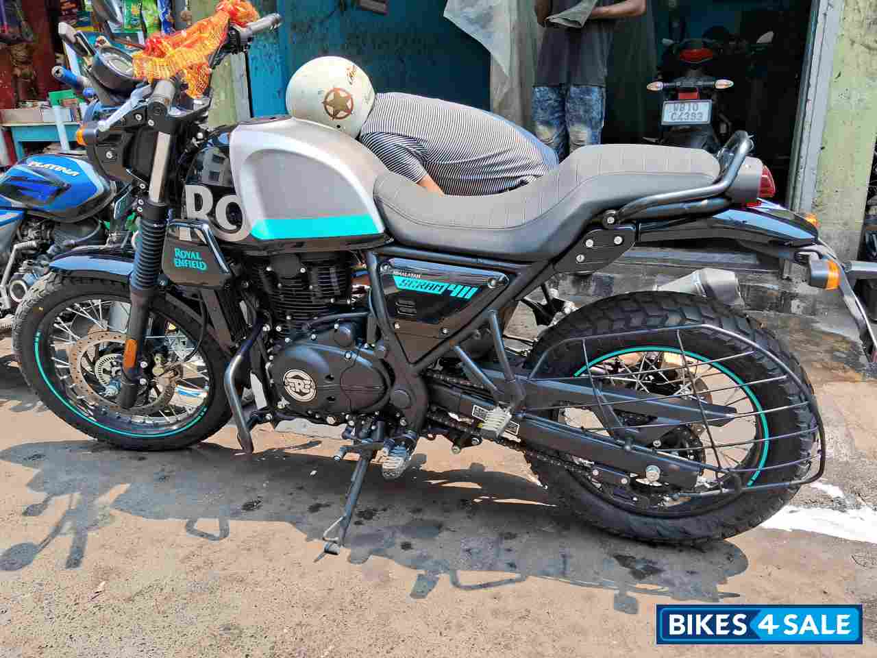 Silver Spirit Royal Enfield Scram 411