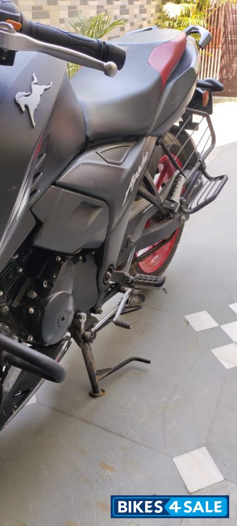 Black And Red TVS Apache RTR 160 4V Special Edition Black And Red TVS Apache RTR 160 4V Special Edition