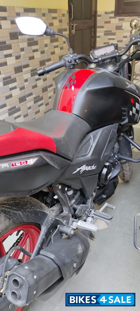 Black And Red TVS Apache RTR 160 4V Special Edition Black And Red TVS Apache RTR 160 4V Special Edition