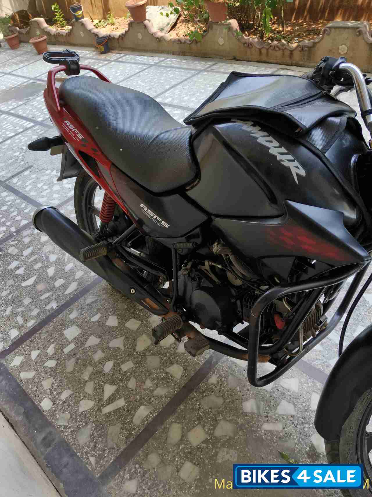 Hero Glamour 125