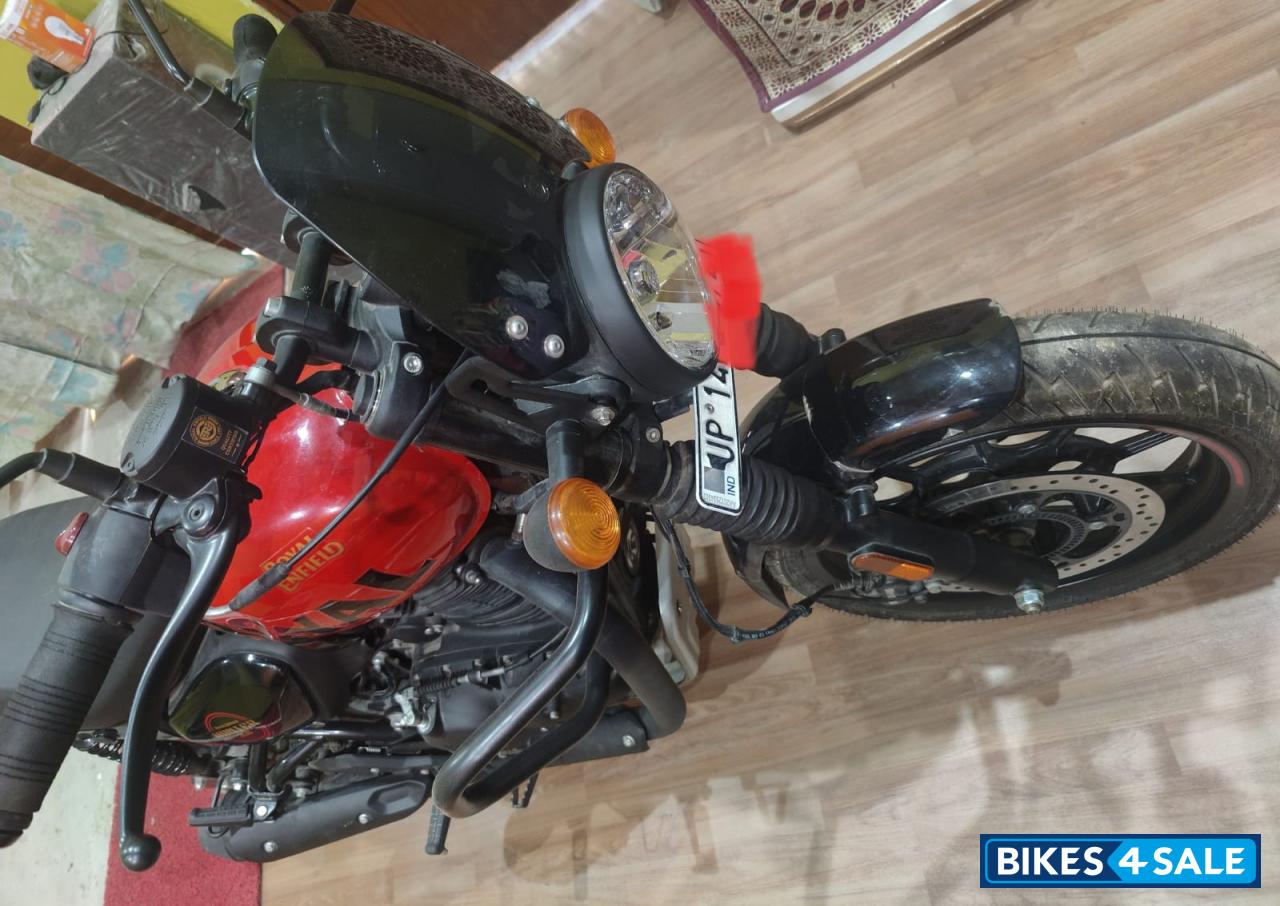 Rebel Red Royal Enfield Hunter 350 Metro