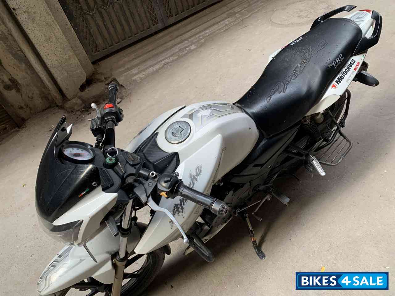 TVS Apache RTR 180
