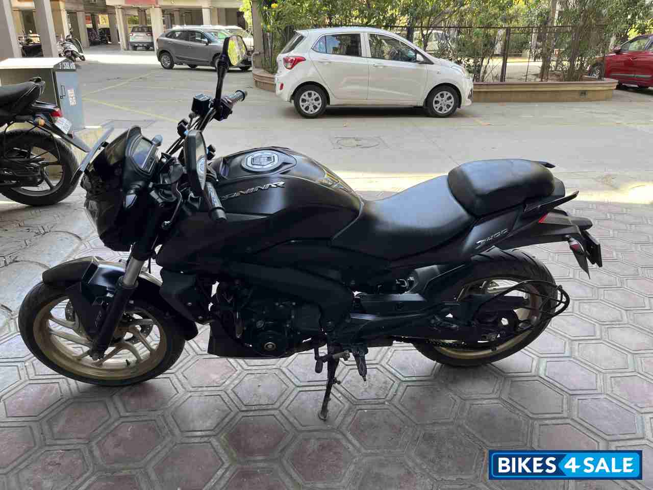 Bajaj Dominar 400 ABS BS6