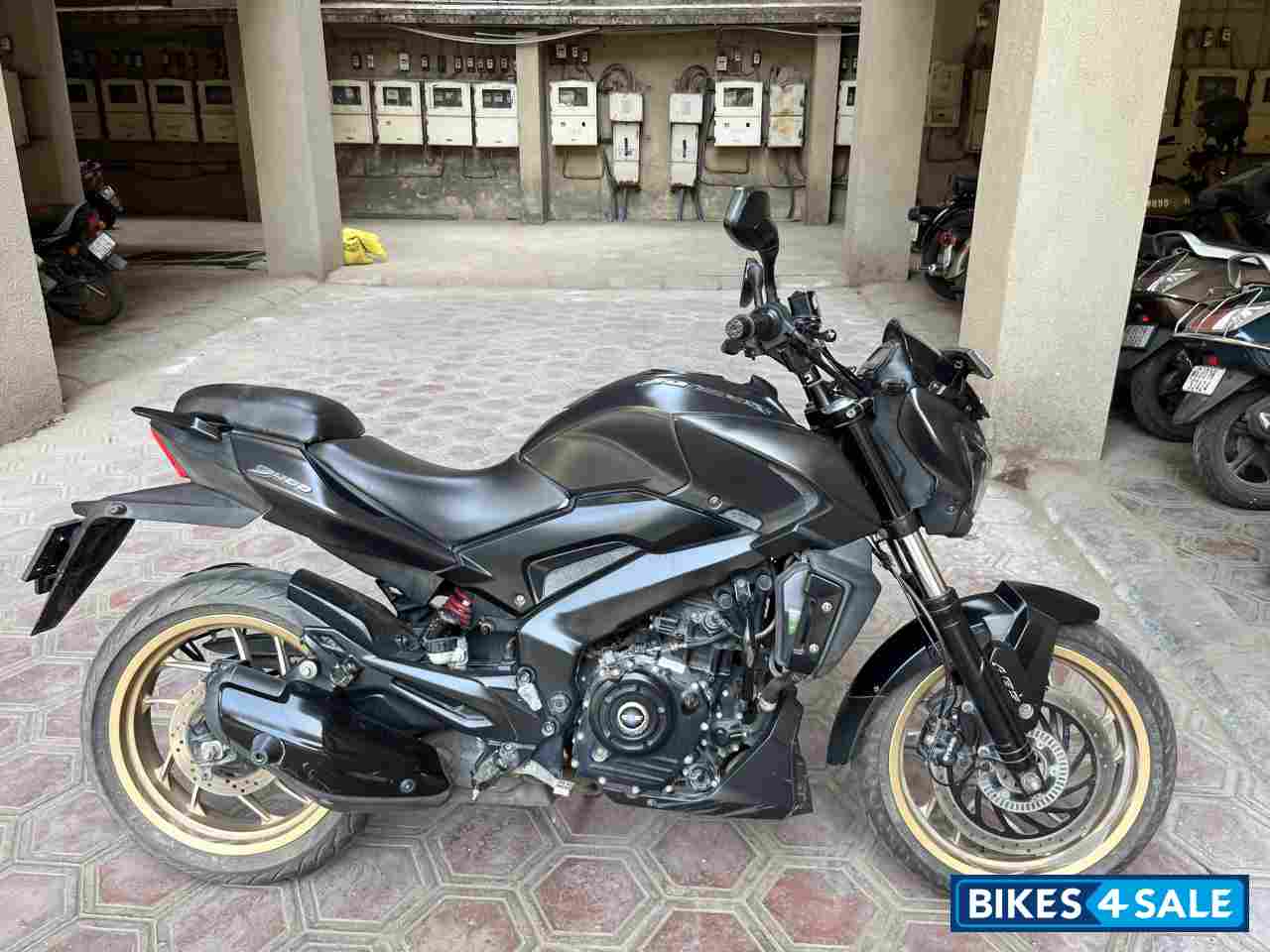 Bajaj Dominar 400 ABS BS6