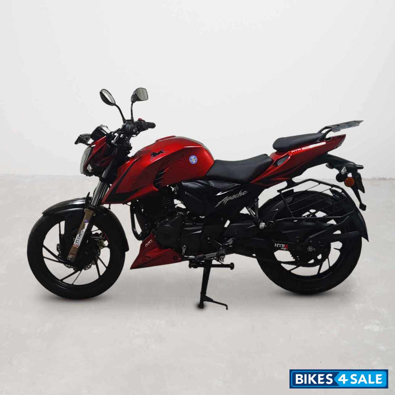 TVS Apache RTR 200 4V