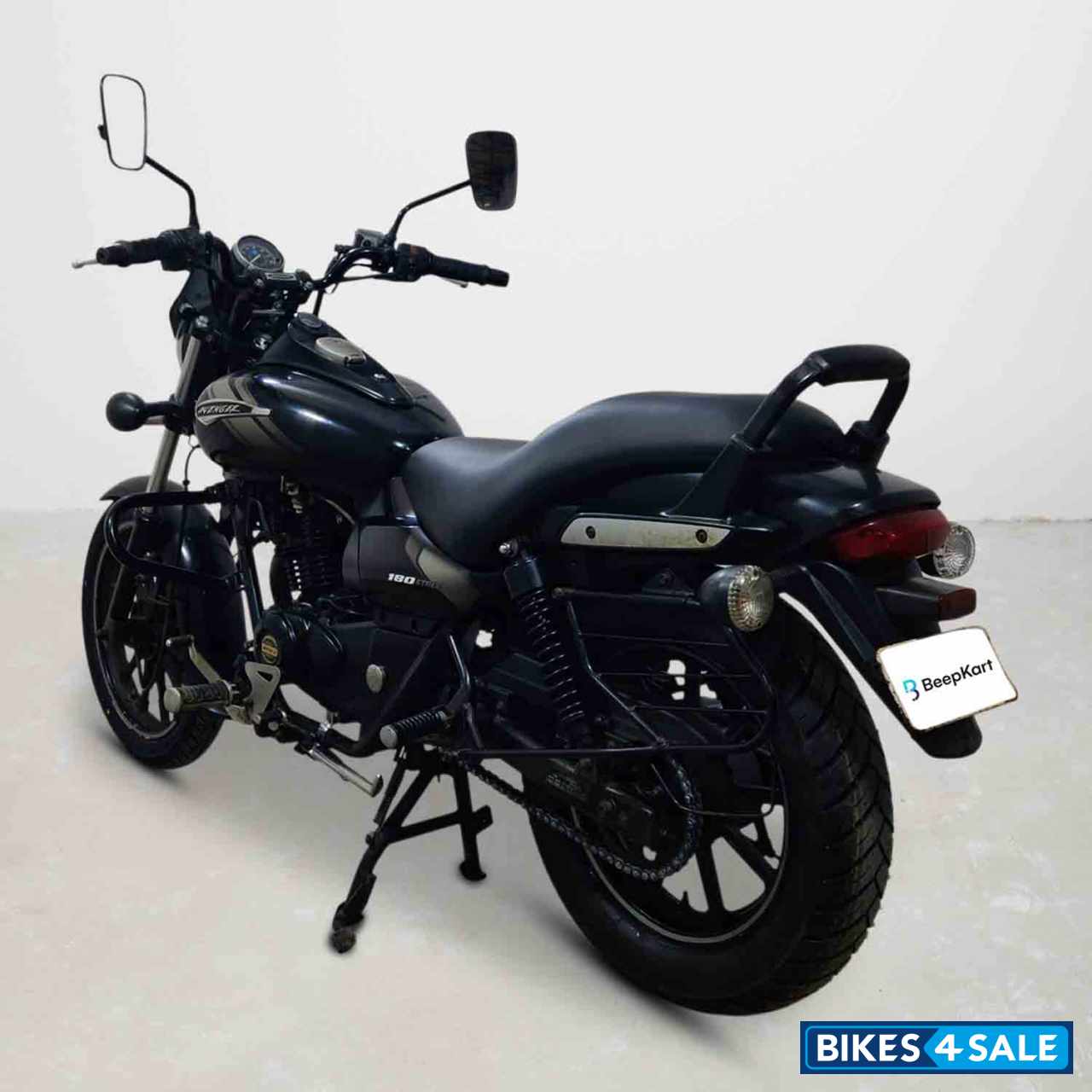 Bajaj Avenger Street 180
