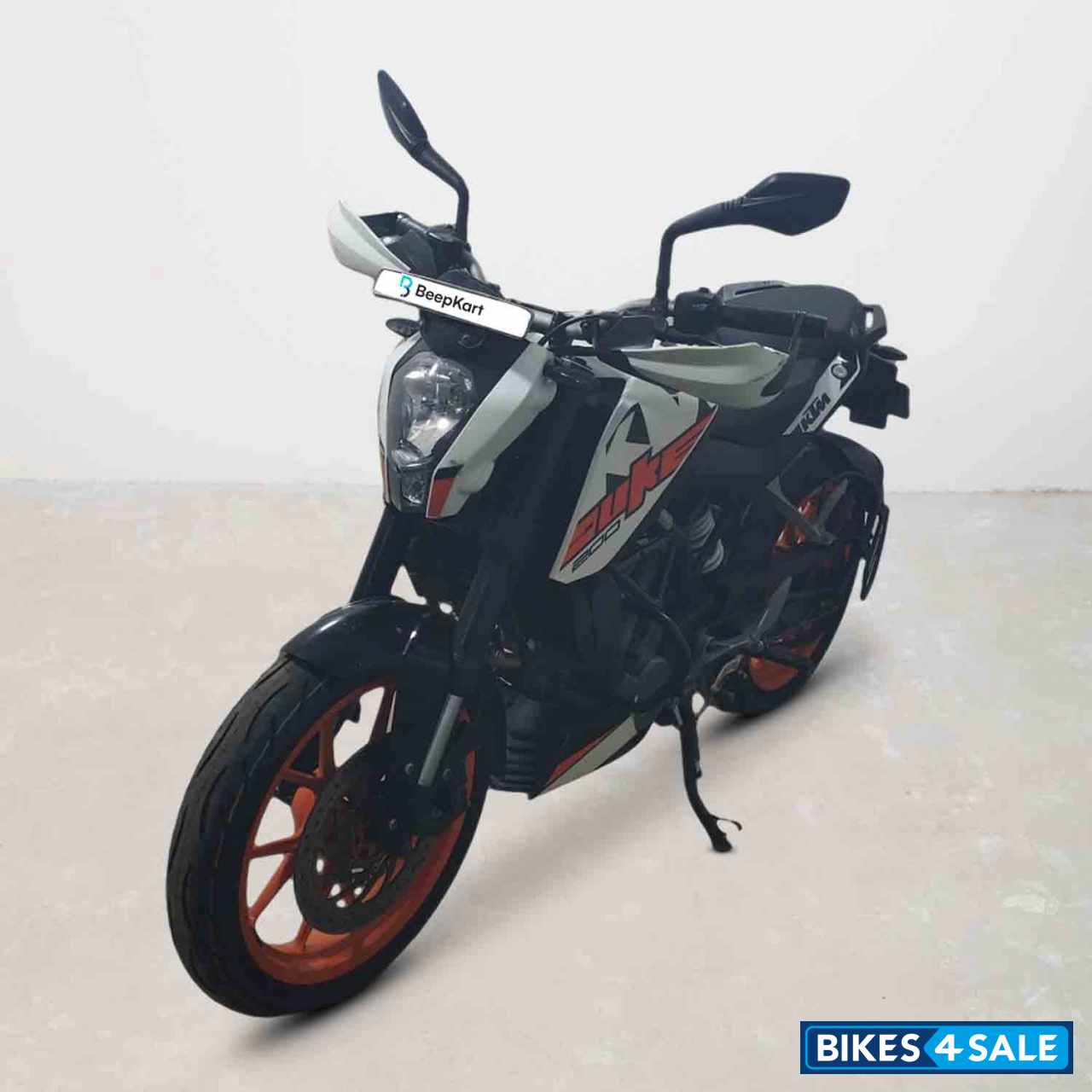 KTM Duke 200