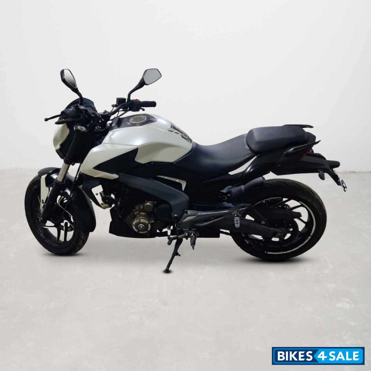 Bajaj Dominar 400
