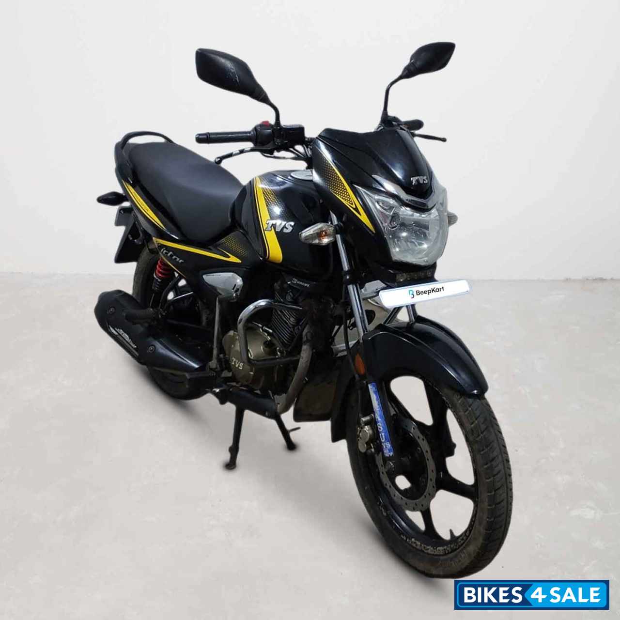 TVS Victor Premium Edition