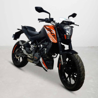 KTM Duke 125