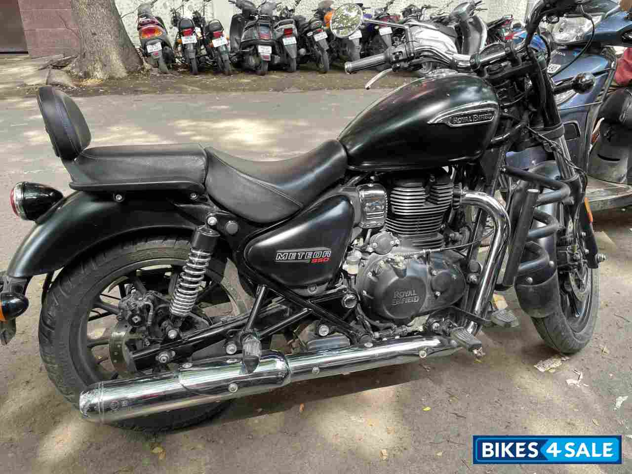 Mat Black Royal Enfield Meteor 350