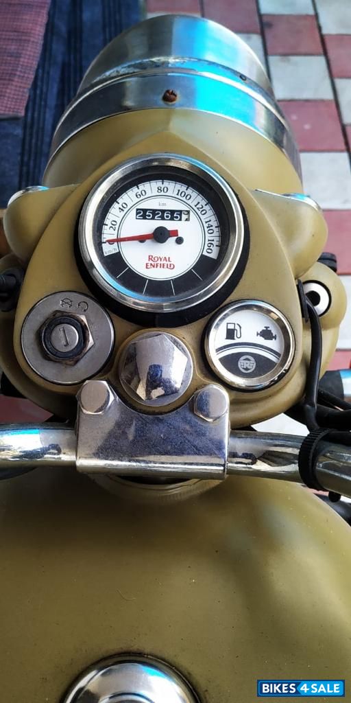 Royal Enfield Classic Desert Storm