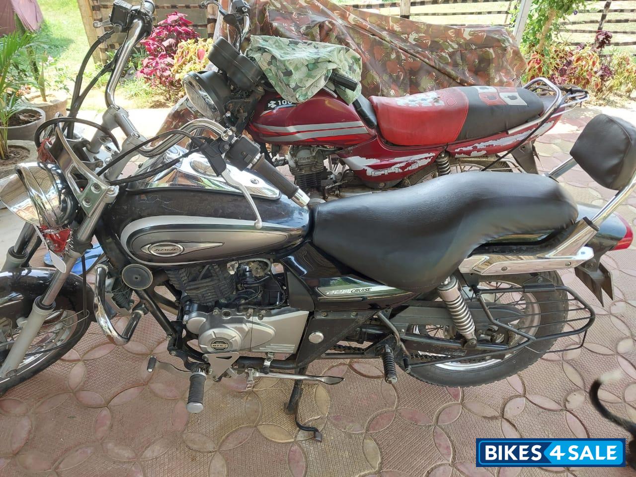 Bajaj Avenger Cruise 220