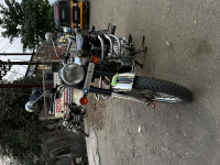 Black Royal Enfield Classic 500