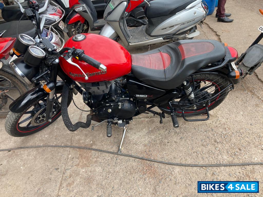 Red Royal Enfield Thunderbird X 350