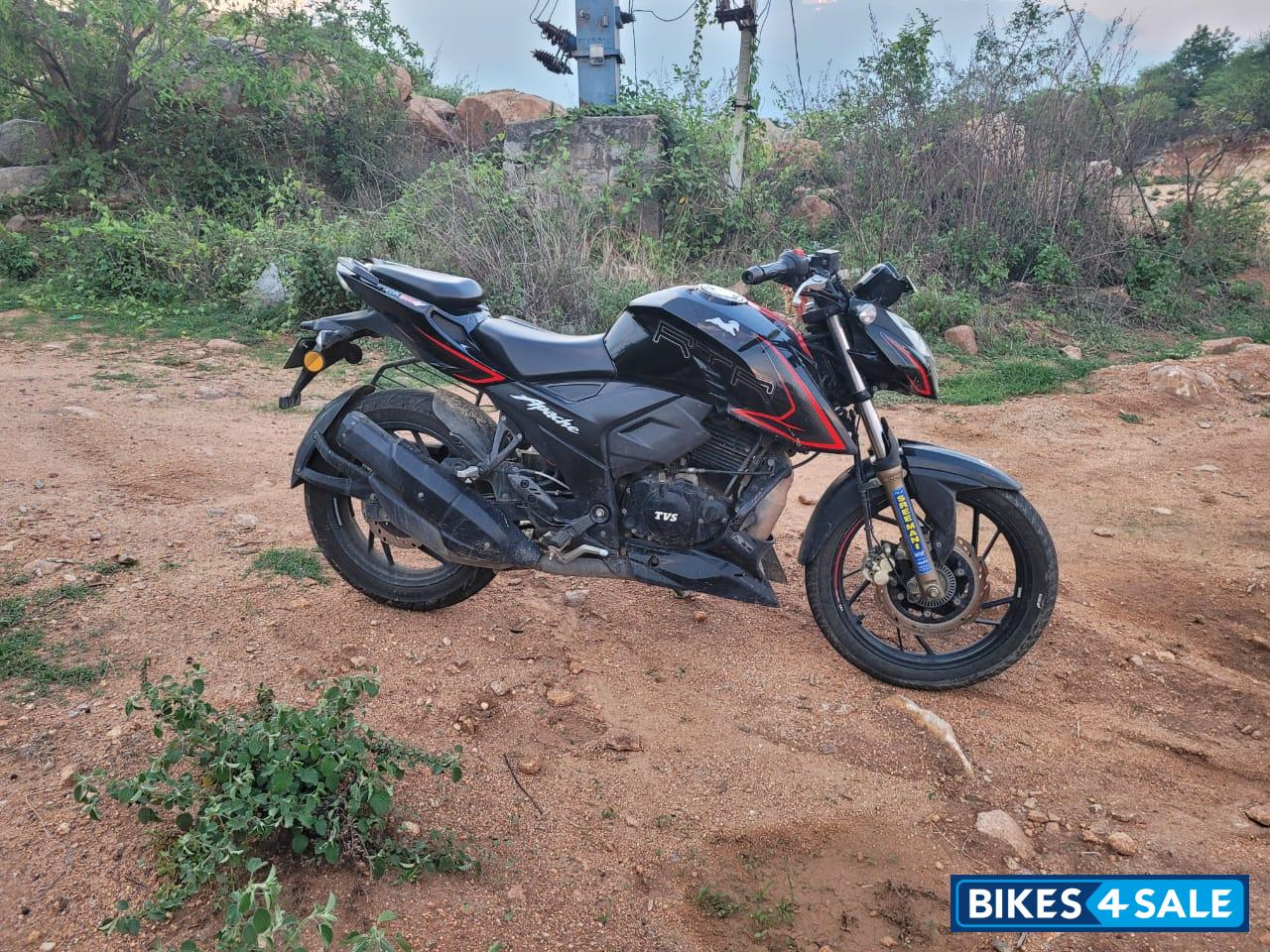 TVS Apache RTR 200 4V 2020
