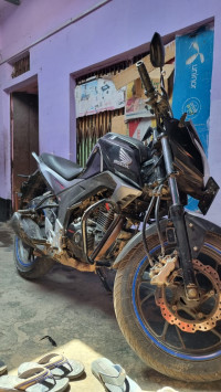 Honda CB Hornet 160R