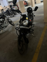 Bajaj Avenger Street 220