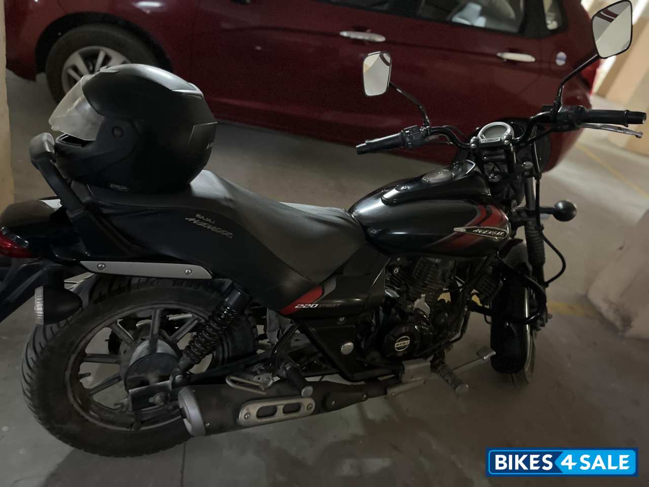 Bajaj Avenger Street 220