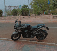 Bajaj Pulsar RS 200 ABS