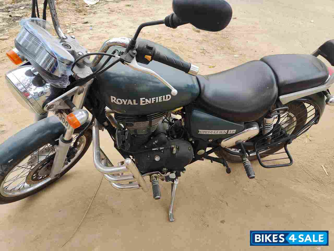 Asphalt Green Royal Enfield Thunderbird 350