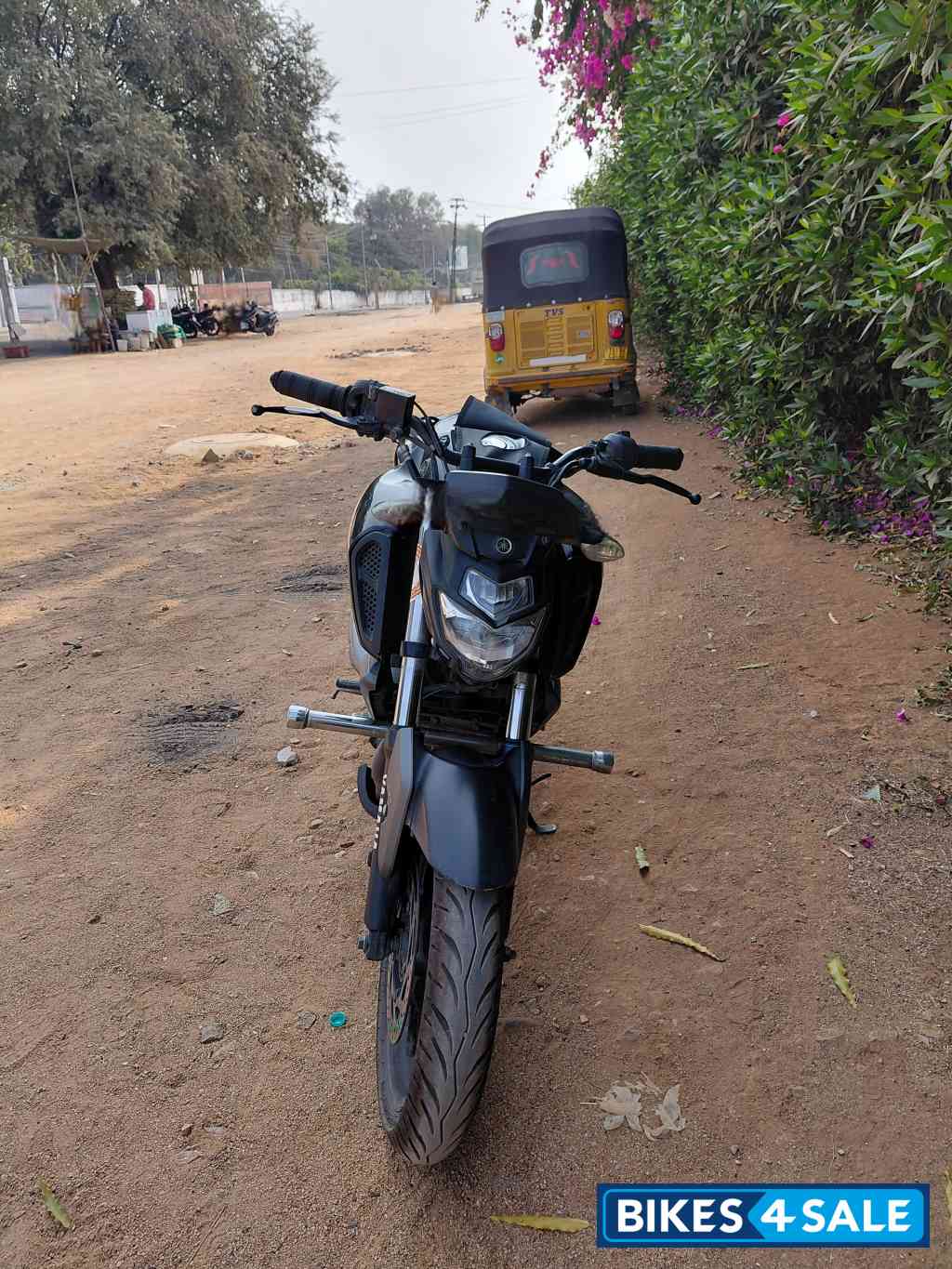 Black Yamaha FZ FI V3 BS6