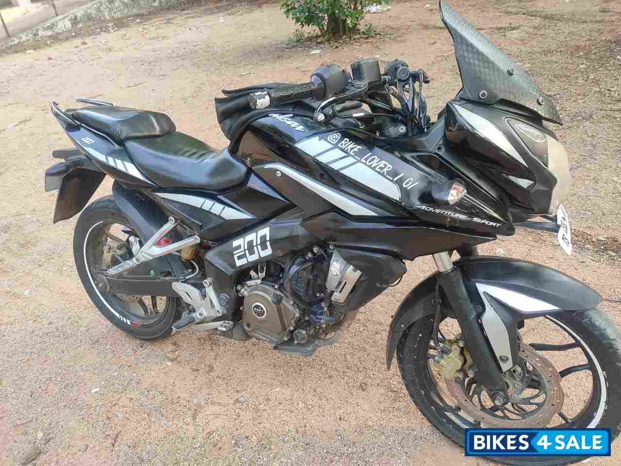 Black Bajaj Pulsar AS 200