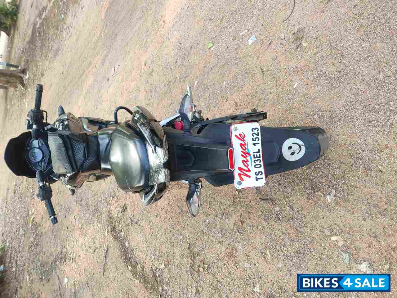 Black Bajaj Pulsar AS 200