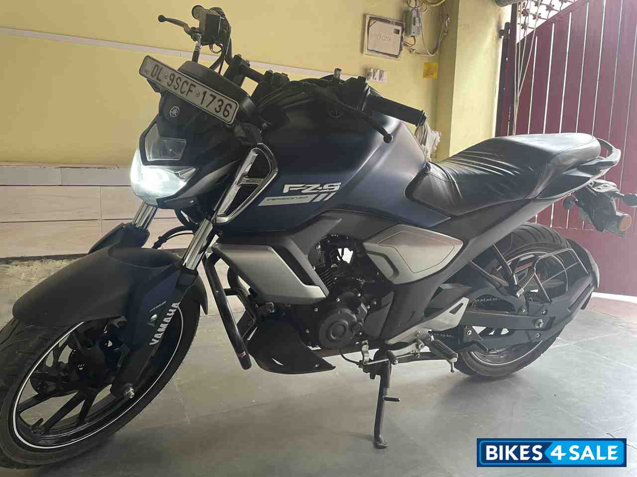 Matt Blue Yamaha FZ-S FI V3