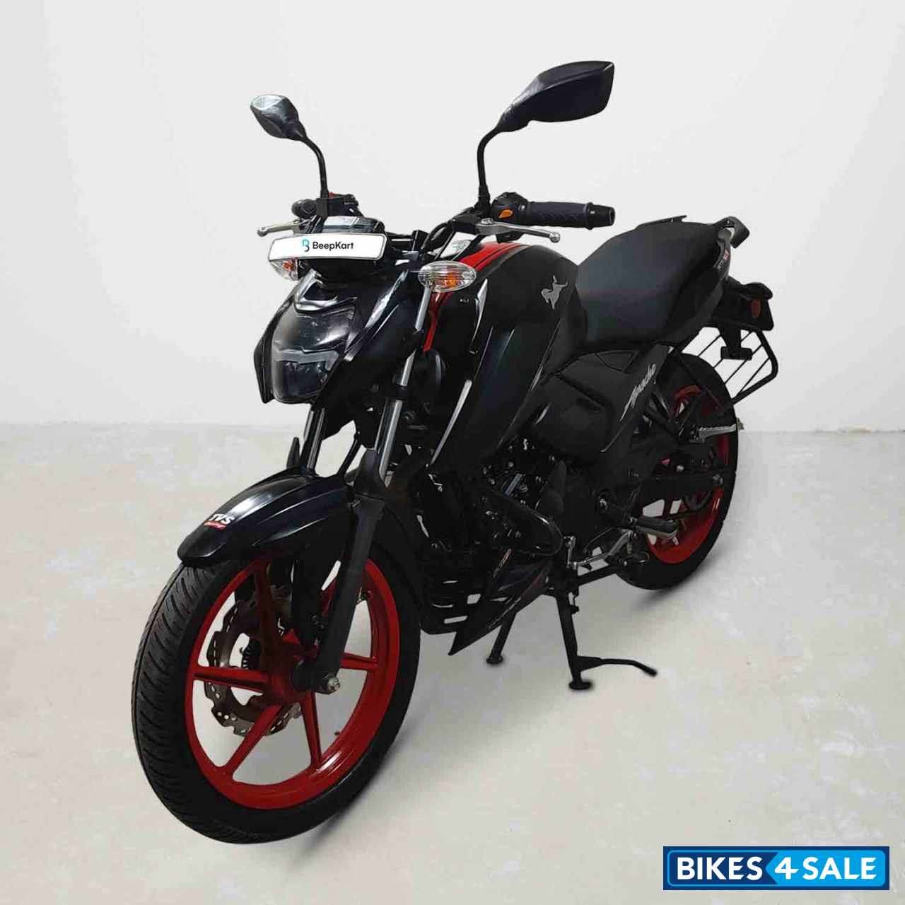 TVS Apache RTR 160 4V