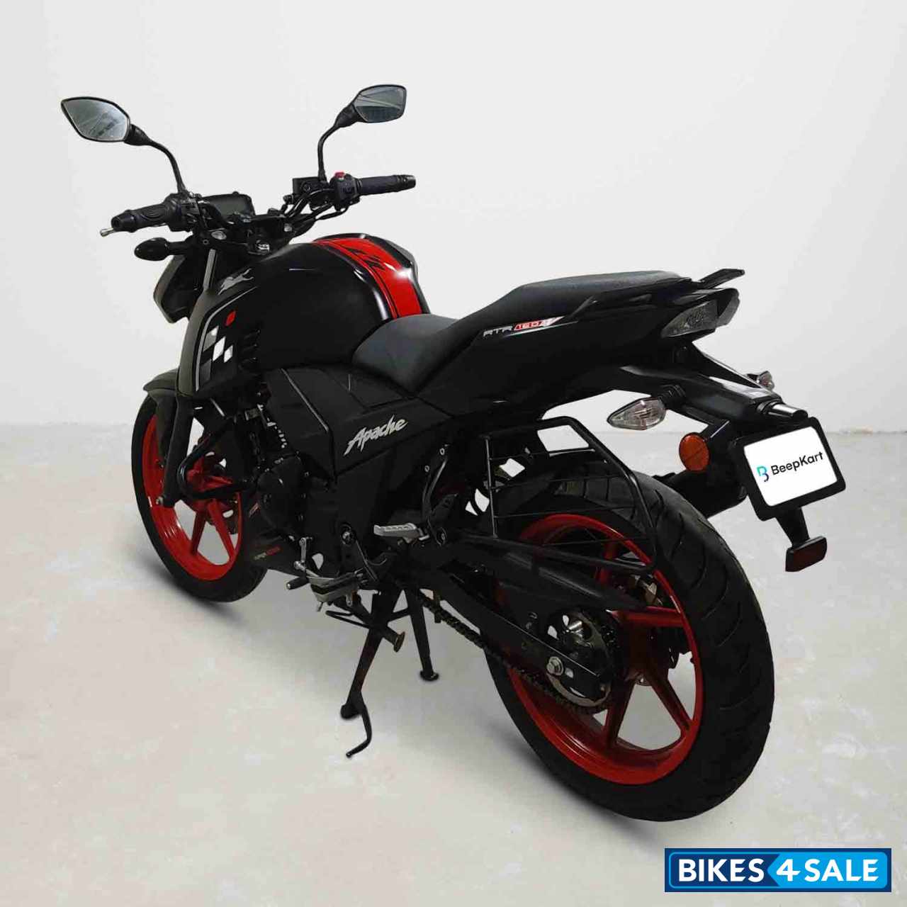 TVS Apache RTR 160 4V TVS Apache RTR 160 4V