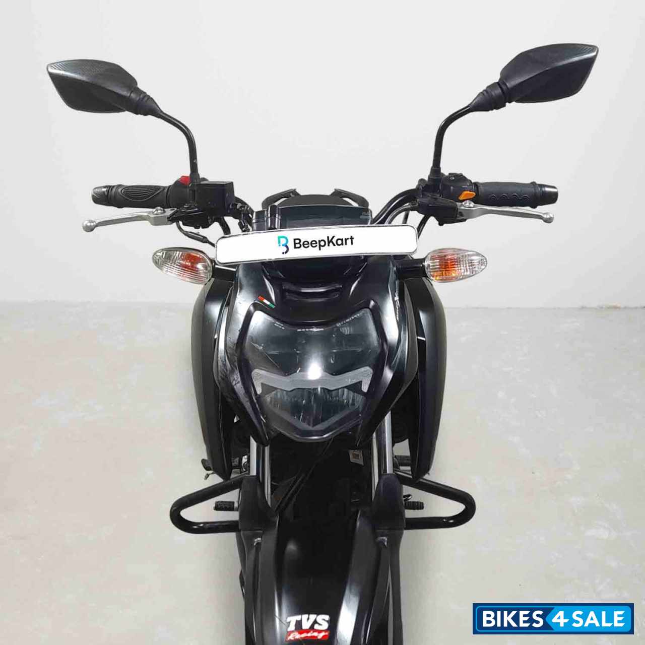 TVS Apache RTR 160 4V TVS Apache RTR 160 4V