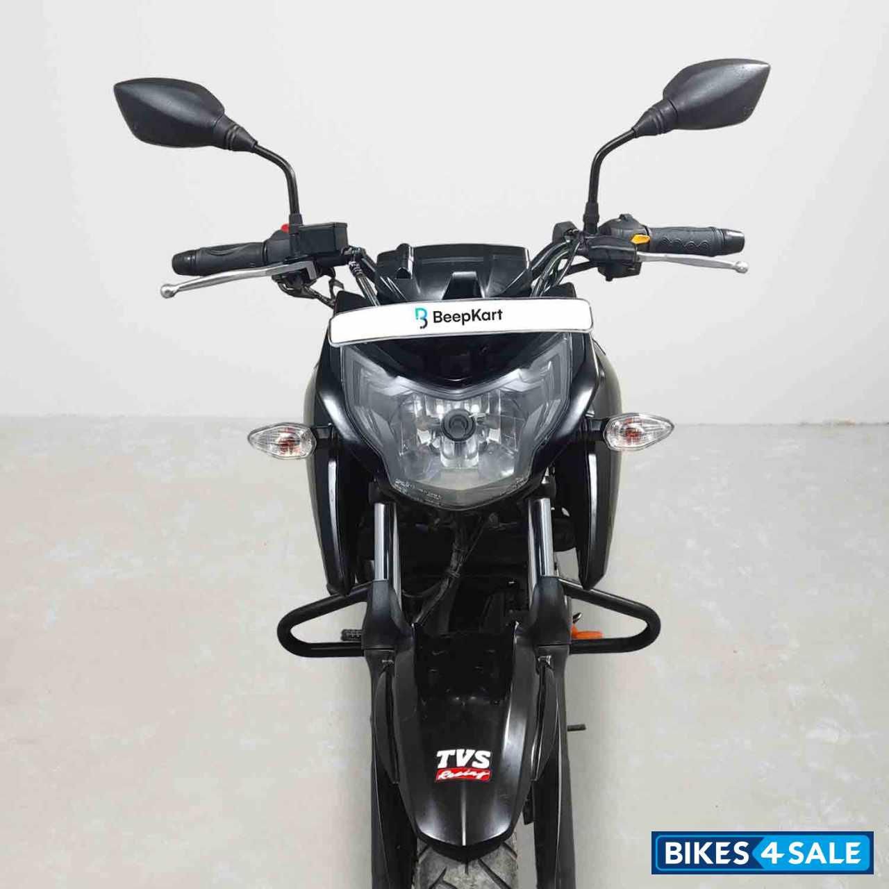 TVS Apache RTR 160 4V