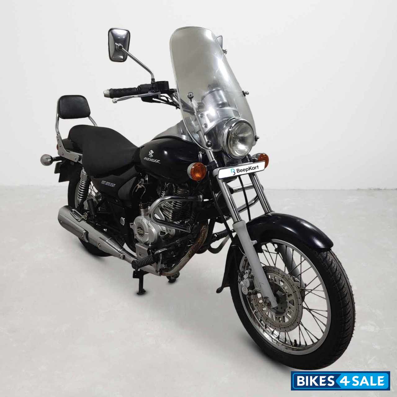 Bajaj Avenger 200 DTS-i