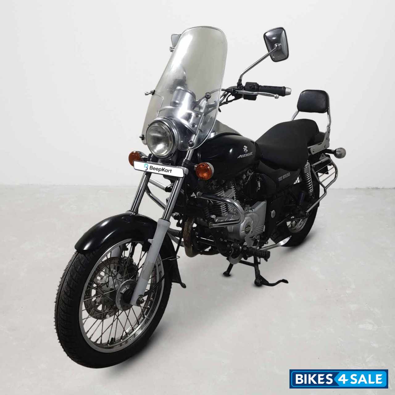 Bajaj Avenger 200 DTS-i