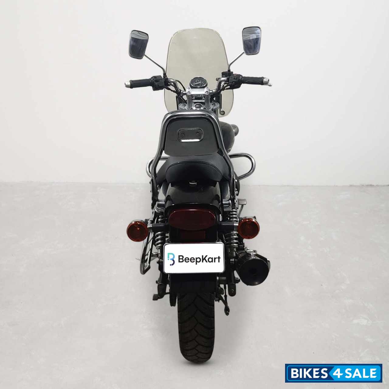 Bajaj Avenger 200 DTS-i