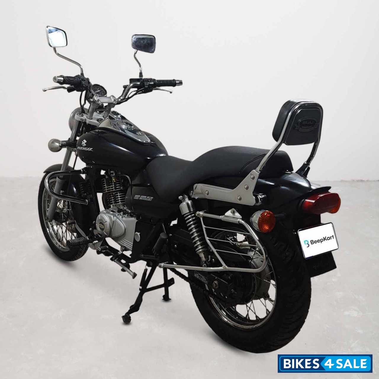 Bajaj Avenger 180 DTS-i Bajaj Avenger 180 DTS-i
