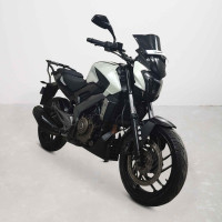 Bajaj Dominar 400