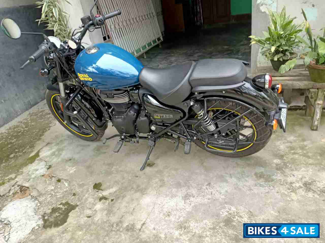 Royal Enfield Meteor 350 Fireball