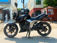 Black TVS Apache RTR 160 4V