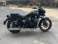 Matte Black Royal Enfield Meteor 350 Stellar