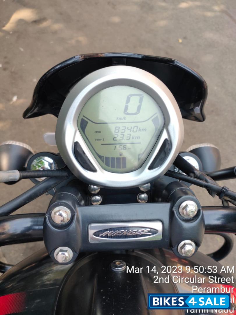 Bajaj Avenger Street 220
