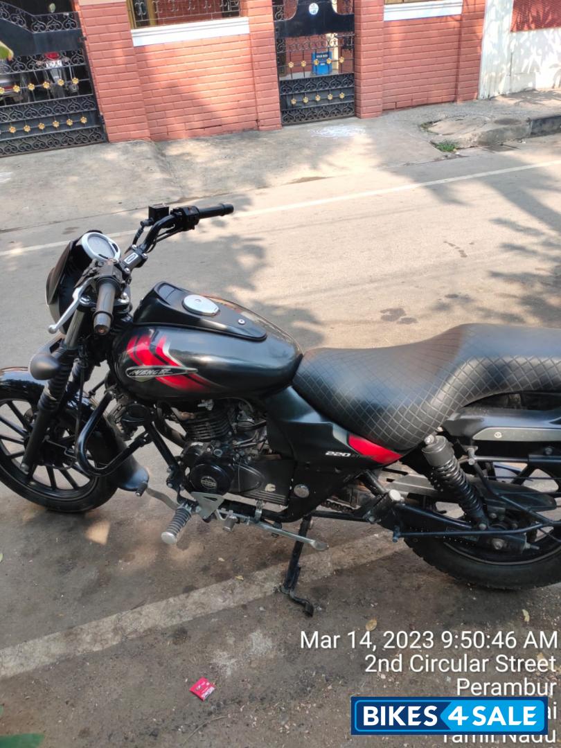 Bajaj Avenger Street 220
