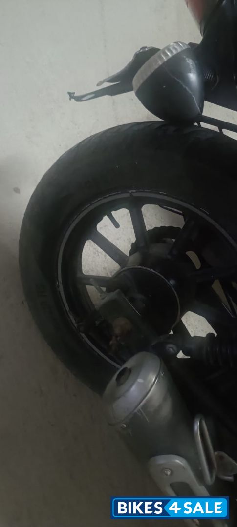 Bajaj Avenger Street 220