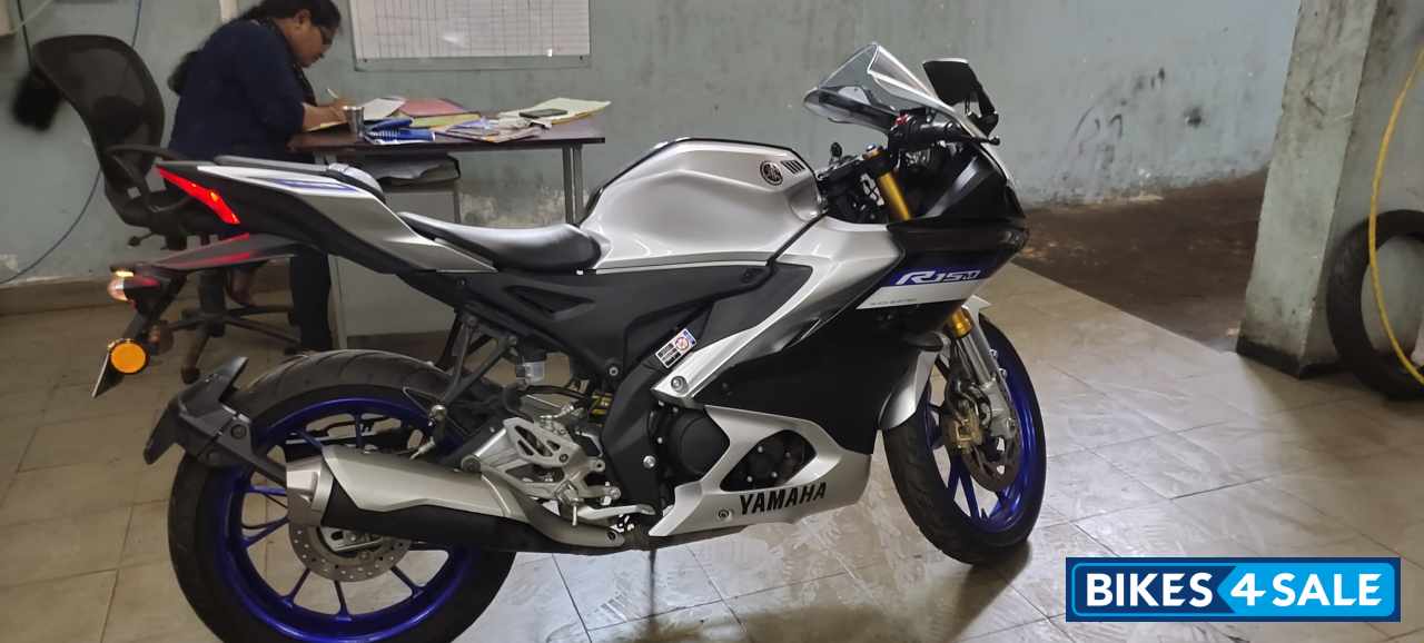 Silver With Blue Yamaha R15M